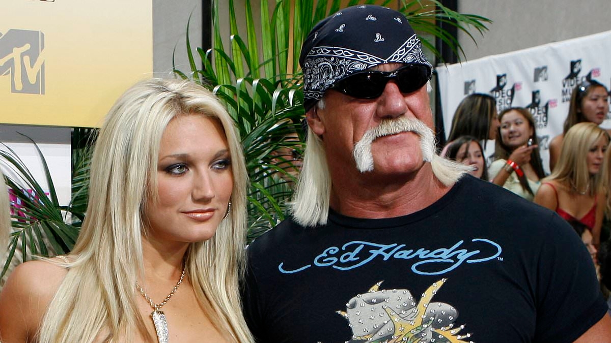 Hulk Hogan 'begged for forgiveness' in tearful final conversation with daughter Brooke before his death at 71