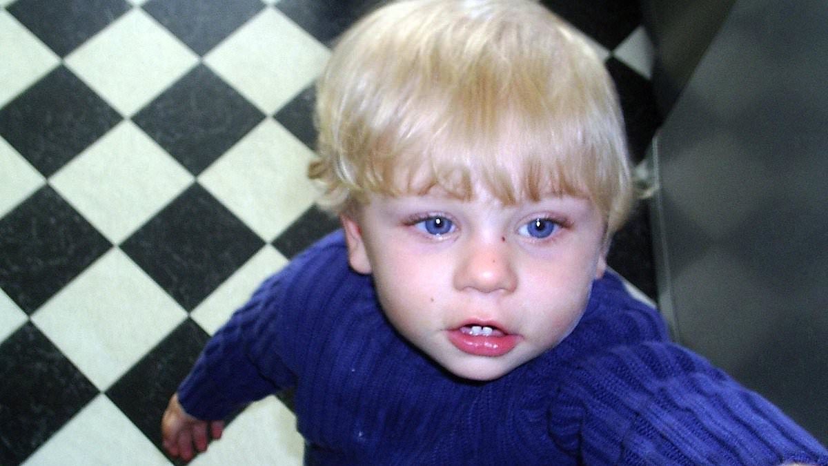 Mother of tortured toddler Baby P to face public parole hearing as she makes fresh bid for freedom