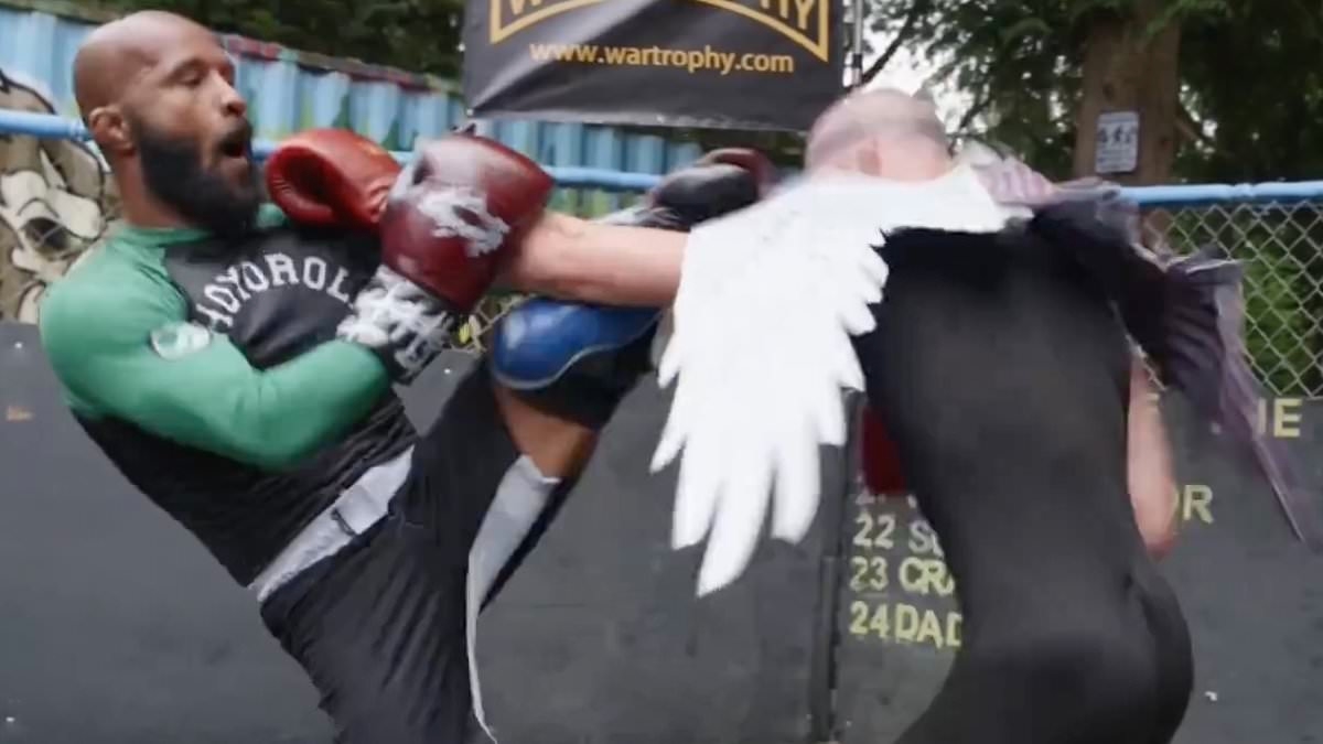 UFC legend drops YouTube fighter with BRUTAL head kick after becoming enraged by opponent taunting him