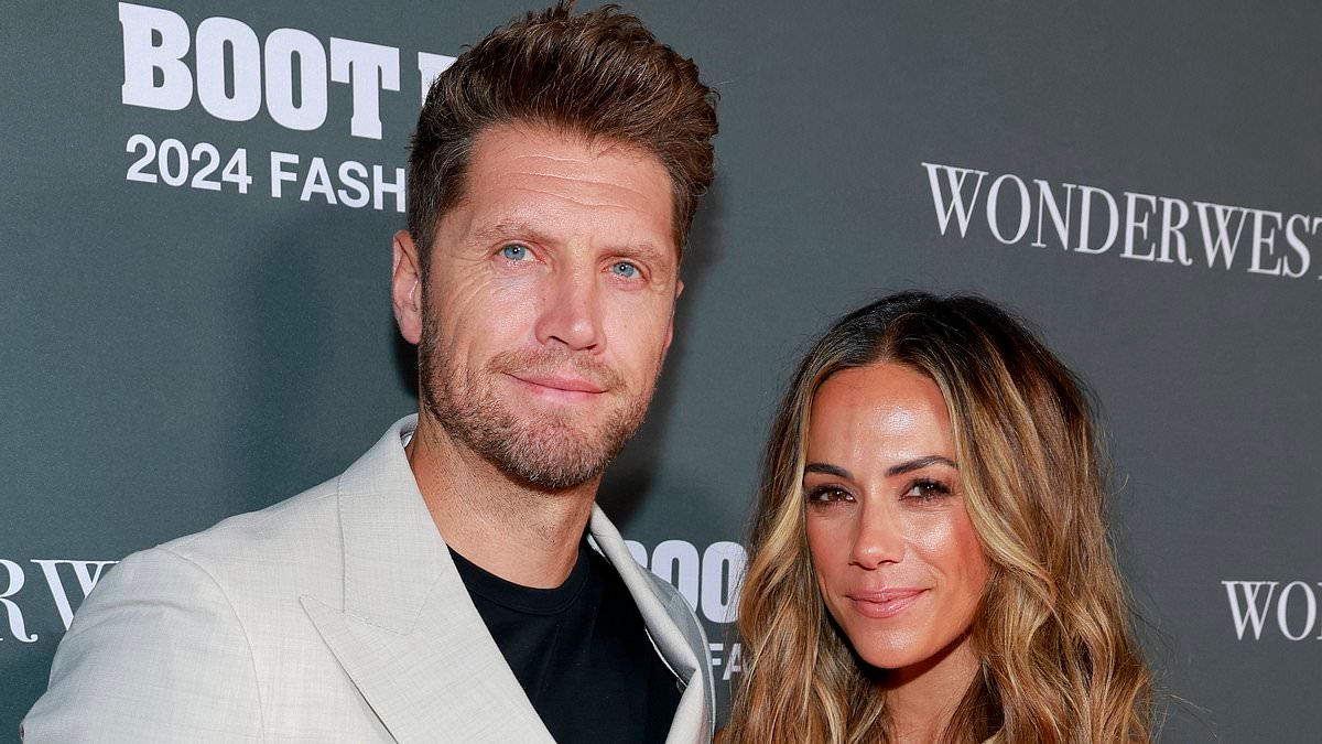 One Tree Hill star Jana Kramer reacts to rumor her husband Allan Russell is on the Bumble dating app