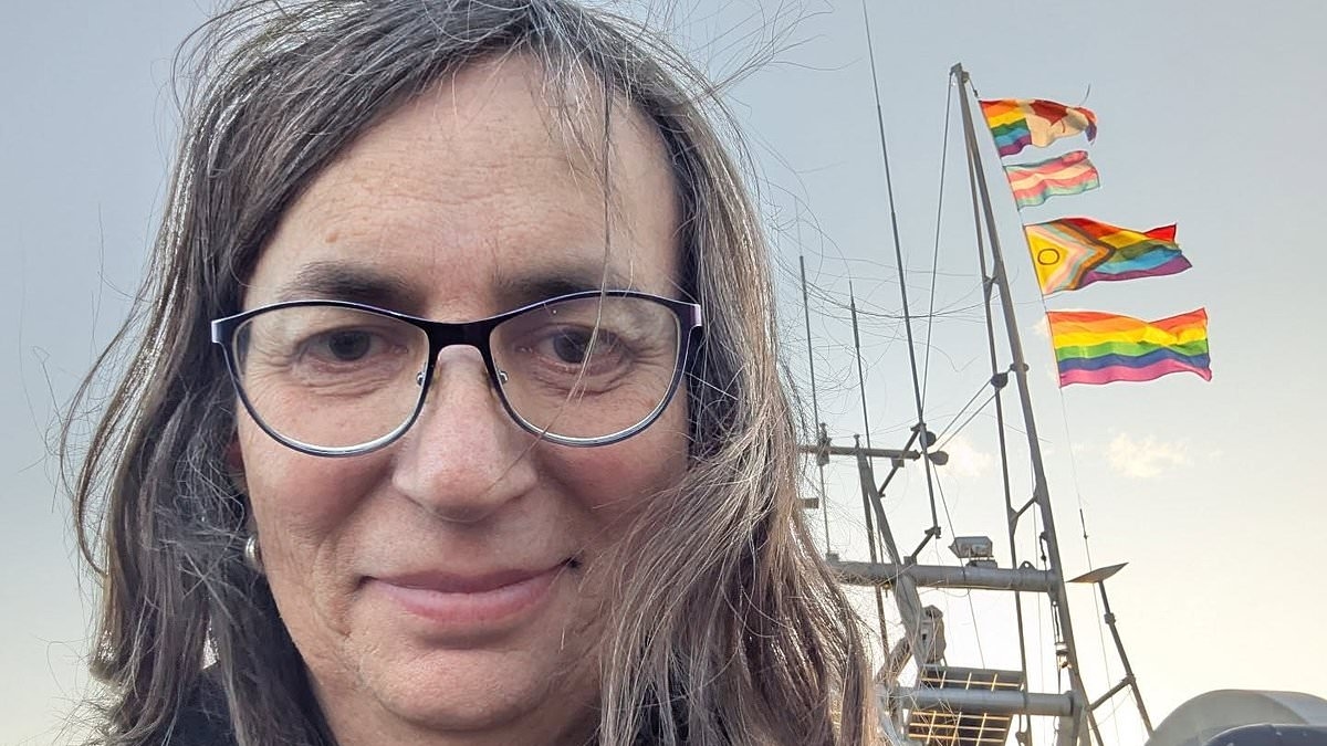 Trans activist hailed by Justin Trudeau makes VERY sinister post about JK Rowling's yacht after tracking it