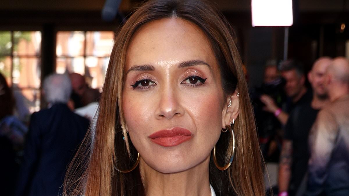 Myleene Klass defends pal Kym Marsh as Nigel Lythgoe makes outrageous weight jibes to Hear'Say stars on Popstars in resurfaced video