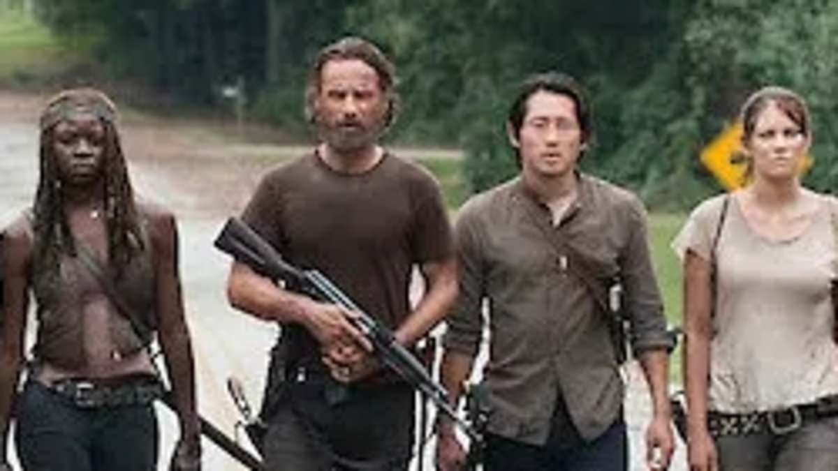 The Walking Dead star dies aged 33 following cancer battle as tributes pour in