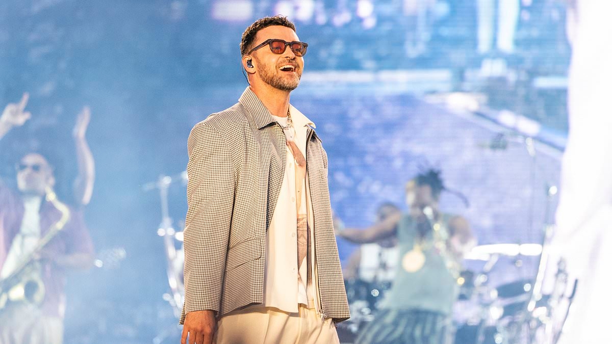 People are convinced popular holiday hotspot is where celebrities are catching Lyme disease - as Justin Timberlake becomes latest A-lister to be hit by bug
