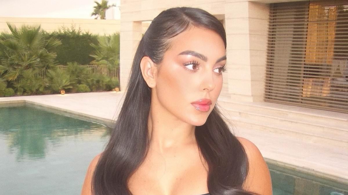 Cristiano Ronaldo's girlfriend Georgina Rodriguez looks incredible as she poses in sexy minidress