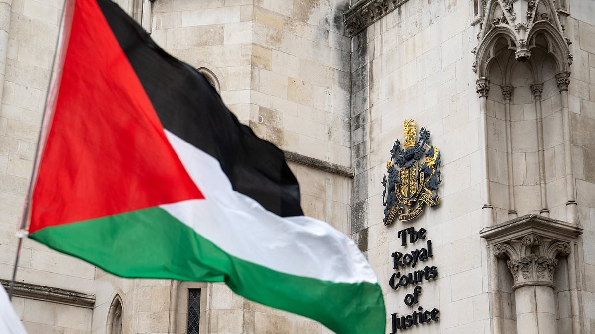 Cabinet minister tells Brits to 'stay away' from Palestine Action protest - as prisons scramble to make room for influx of arrested demonstrators
