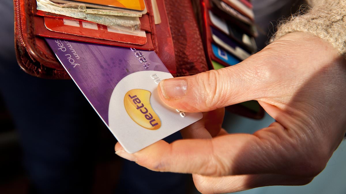 Sainsbury's makes major change to shopping as supermarket introduces Tesco Clubcard style savings