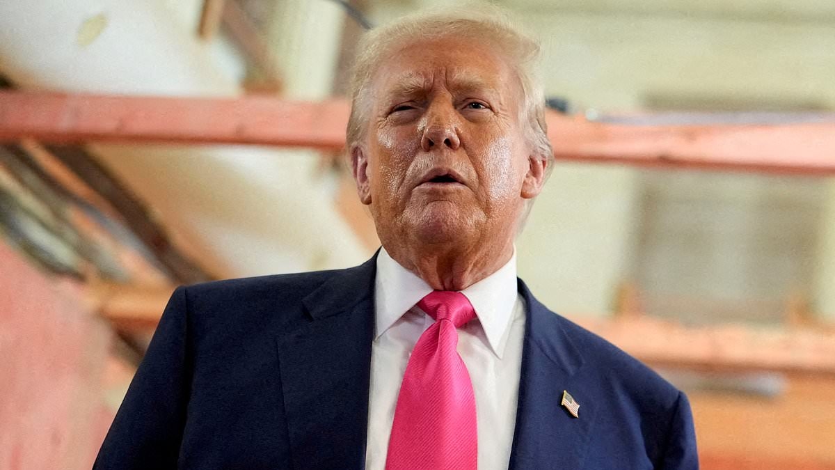 Trump declares Russia 'an extraordinary threat to the US'