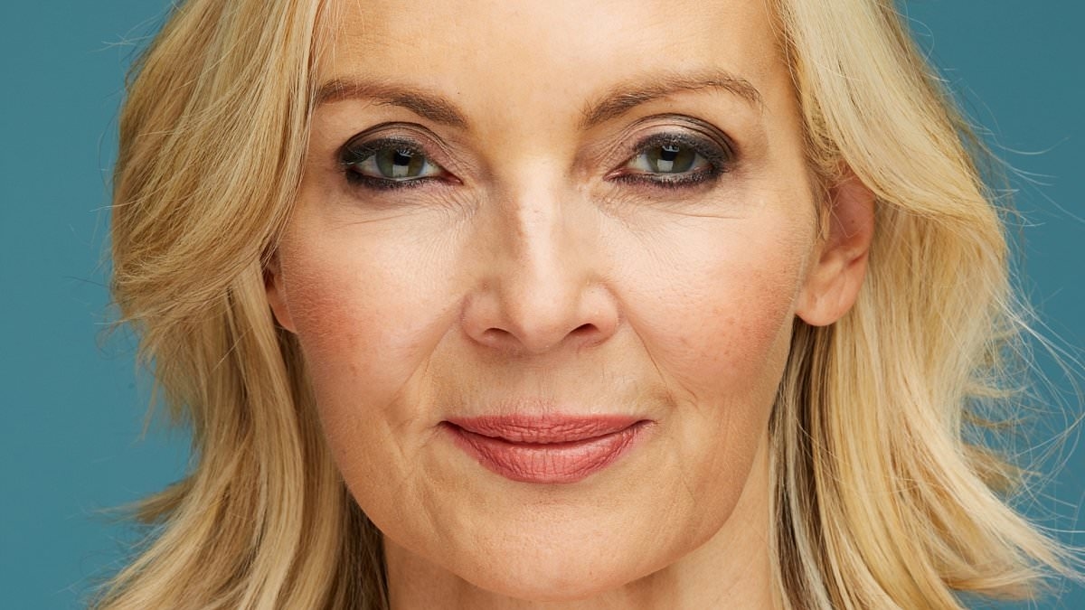 How I knocked a DECADE off my age with the anti-ageing make-up tricks experts swear by, from the jowl-busting trick to what really hides lines - and no you HAVEN'T heard of these before