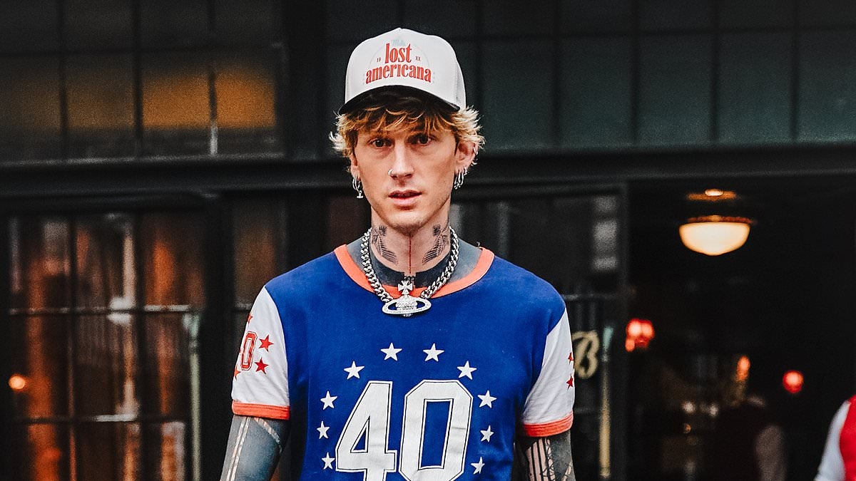 Machine Gun Kelly reveals somber Taylor Swift Super Bowl chat as Travis Kelce and the Chiefs were getting beat