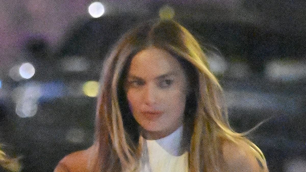 Margot Robbie and Jay Hernandez reunite to celebrate Suicide Squad co-star Cara Delevingne's birthday