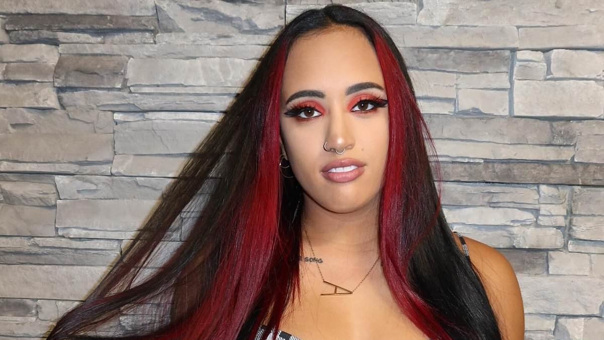 Nepo baby influencer with over 526K followers has a VERY famous dad... do YOU know who it is?