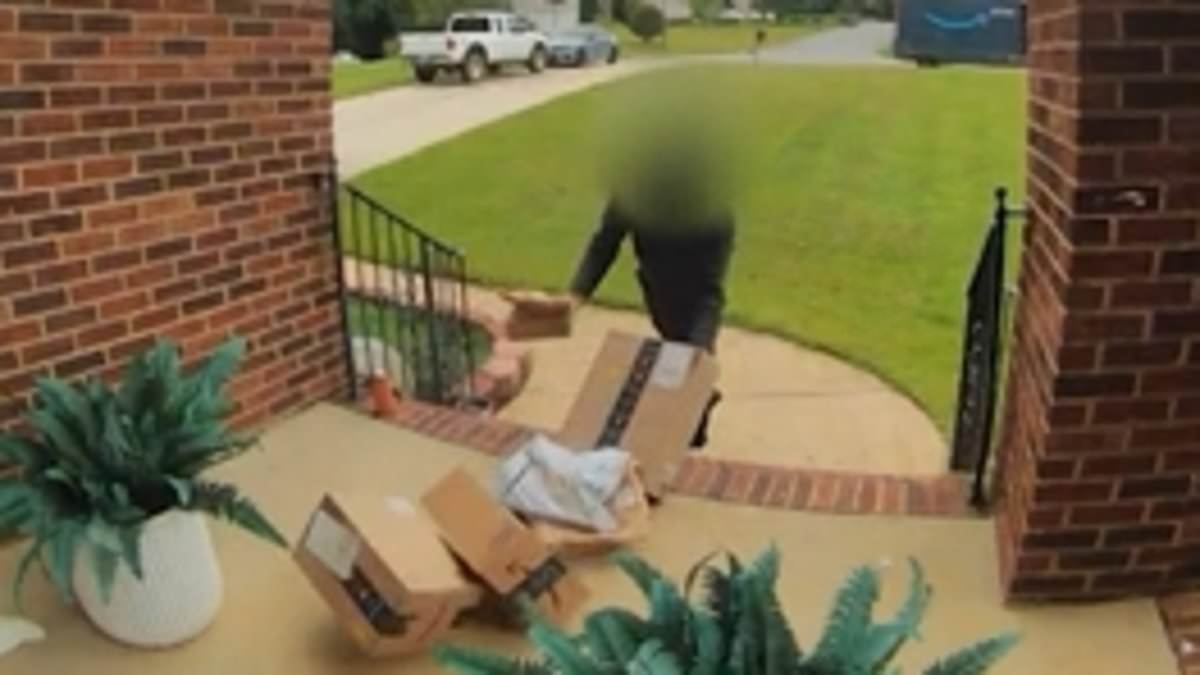 'America's worst Amazon driver' slammed over VERY unique way he delivers packages