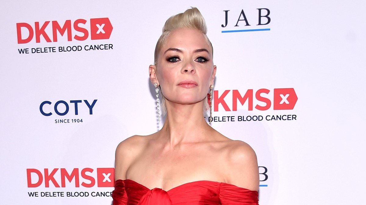 Jaime King ordered to court after ex-husband's divorce lawyers claim she failed to pay over $100K in fees