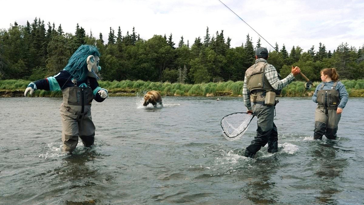 Woke animal rights group issues bizarre response after Kraken team mascot was chased by bear