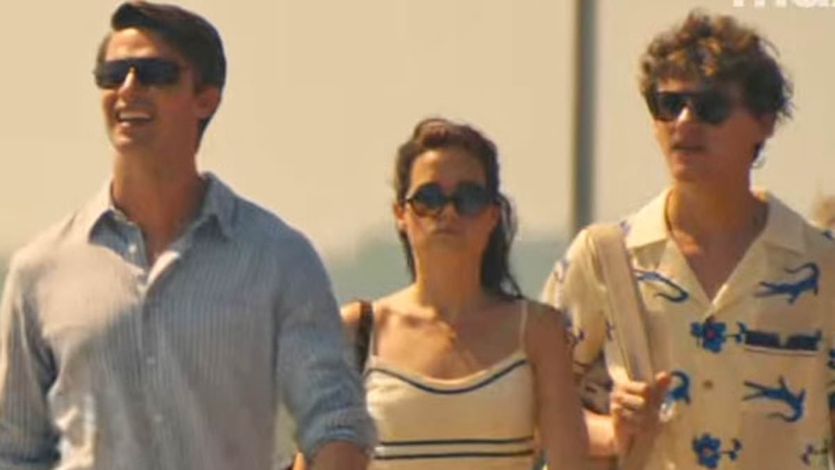 White Lotus actor Sam Nivola, 21, calls out 'old movie stars' who get plastic surgery to play 'young roles'