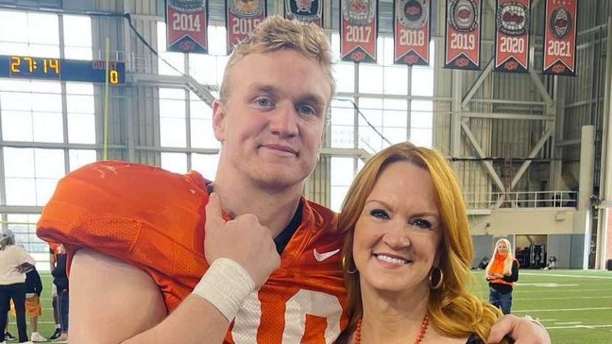 Food Network legend's football star son stripped of driver's license following arrest