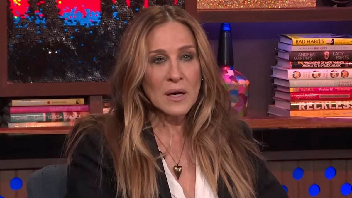 Insufferable Sarah Jessica Parker just got caught in a big fat lie. She's seething... but it couldn't be happening to a more deserving Mean Girl: MAUREEN CALLAHAN