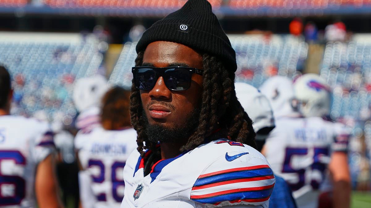 Bills superstar sensationally drops out of game after warming up with team amid a contract dispute