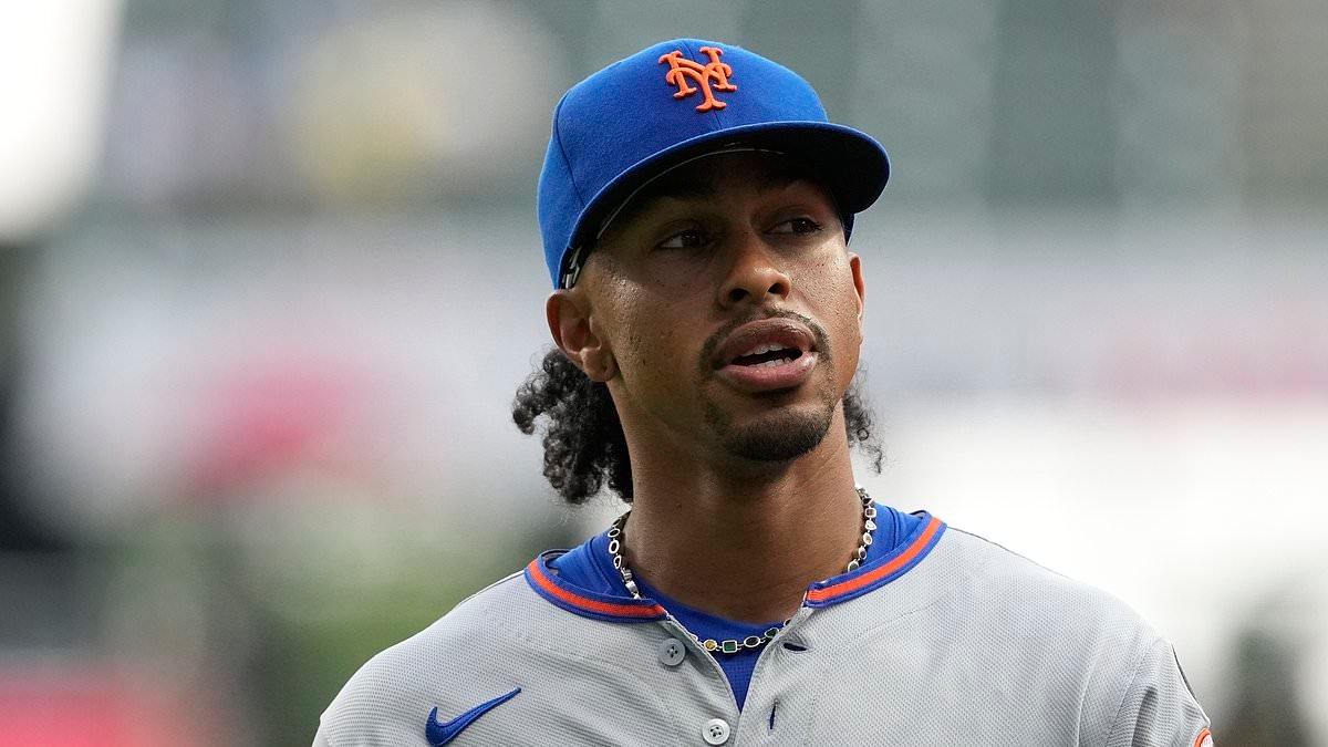 MLB star Francisco Lindor suffers shocking bullpen meltdown after costly error in loss