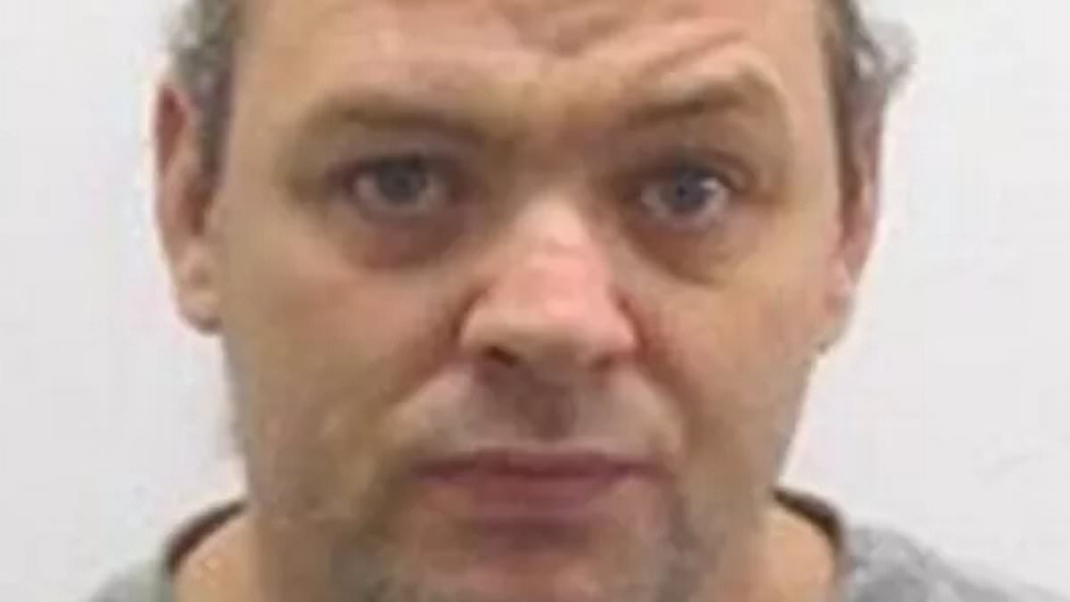 Inside one of Britain's most notorious gangster families... and how even an SAS trained hitman couldn't take them out