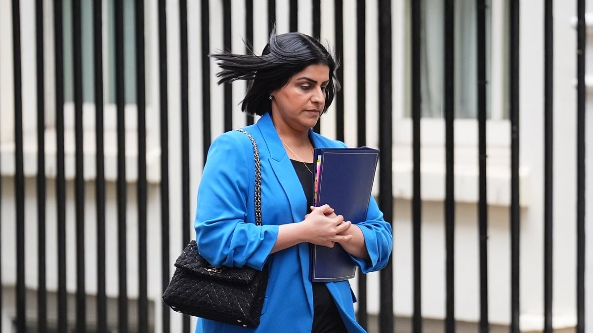 Labour frees 26,000 prisoners early: In just seven months, hundreds jailed for more than 10 years are released