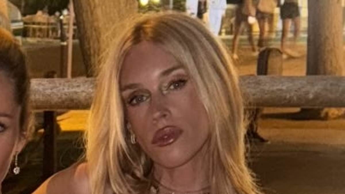 Lady Mary Charteris parties the night away with Lady Lola Bute, Lila Moss, Rita Ora's husband and Charlotte Tilbury in star-studded bash