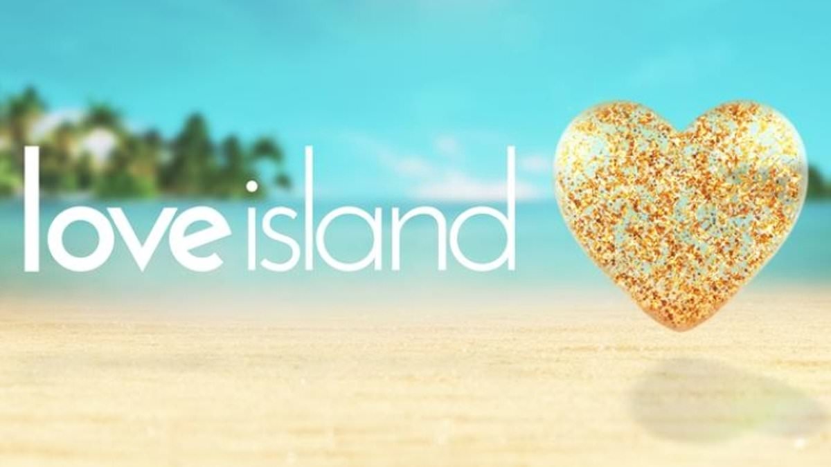 Love Island stars send fans wild as they fuel romance rumours with telling Instagram snap in the same place