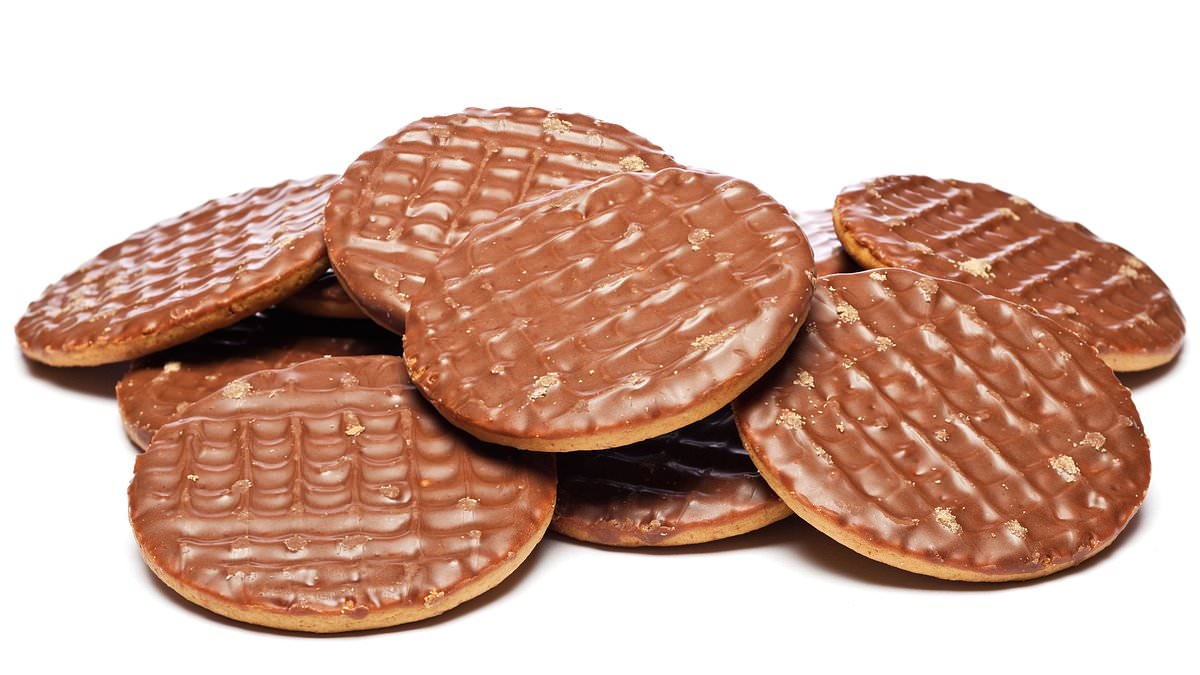 FDA issues urgent recall of chocolate cookies over deadly ingredient: 'Do not consume'