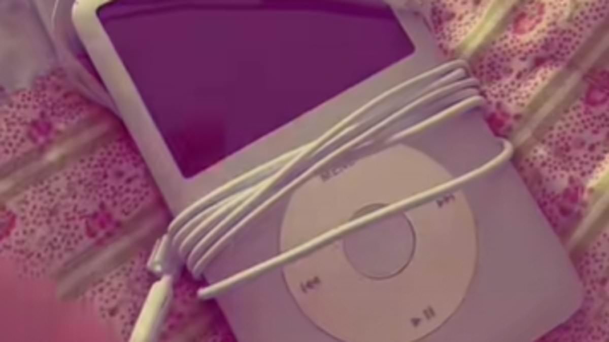Music fans ditch 'expensive' subscriptions like Spotify for nostalgic 90s players that cost less than £20