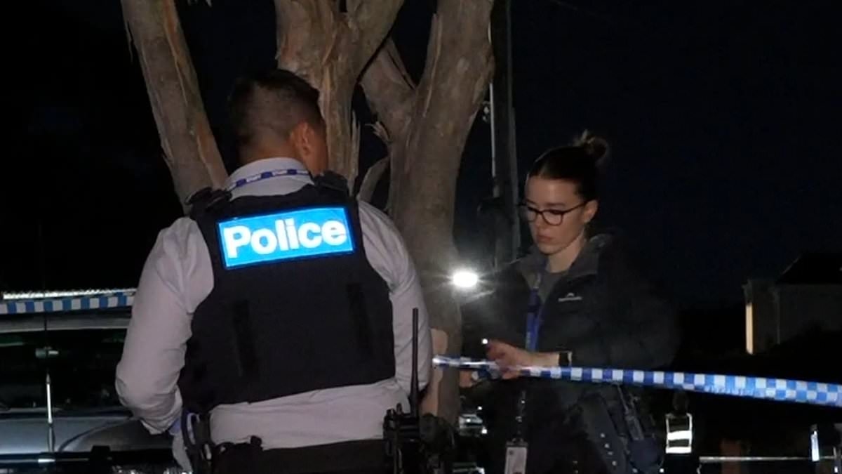 Man and woman are found dead inside a home in Mount Waverley, Melbourne