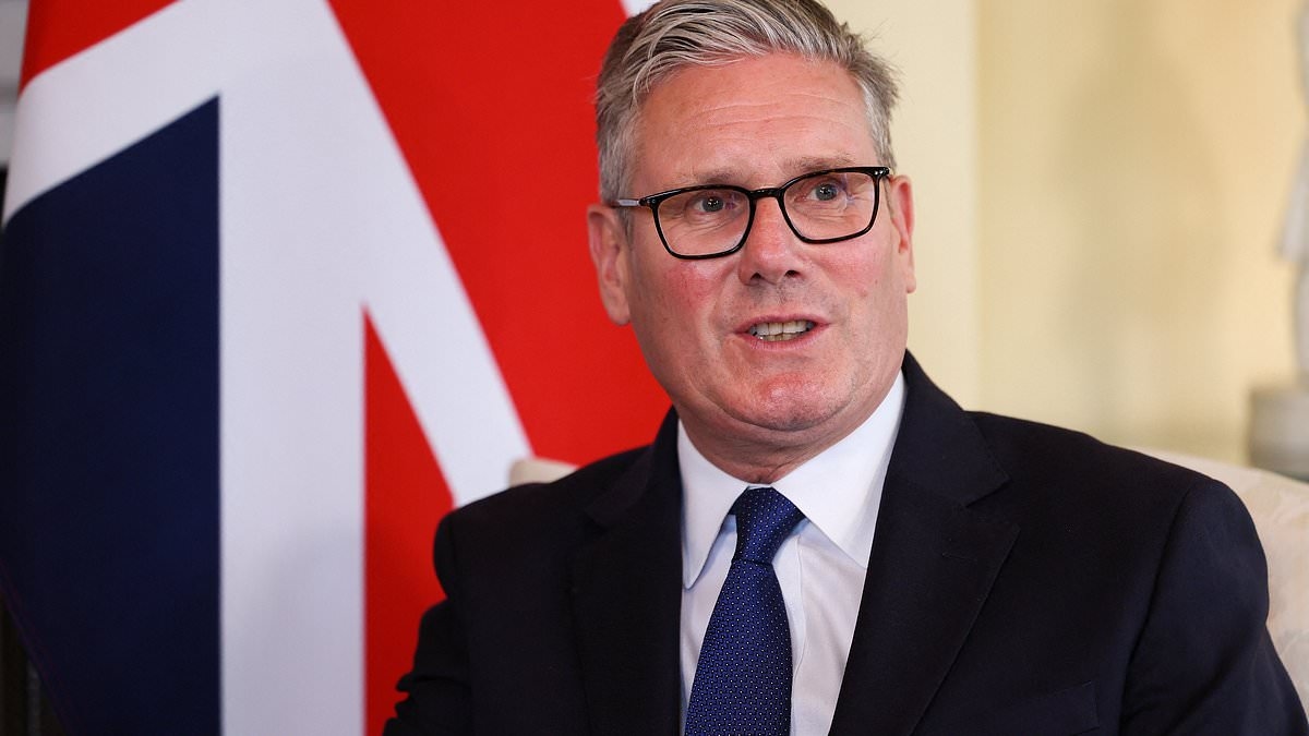 Sir Keir Starmer would not call shoplifters 'scumbags', No 10 says in the wake of 'data protection' saga