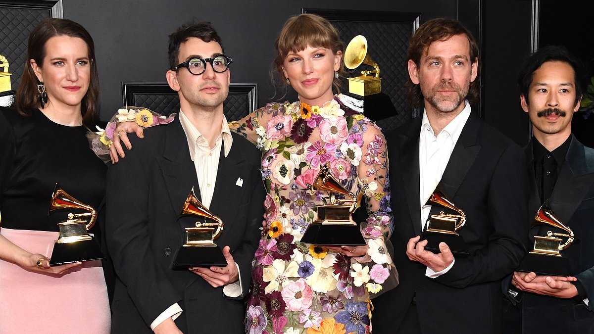Inside Taylor Swift's dramatic creative decision over next album The Life Of A Showgirl after Jack Antonoff fatigue