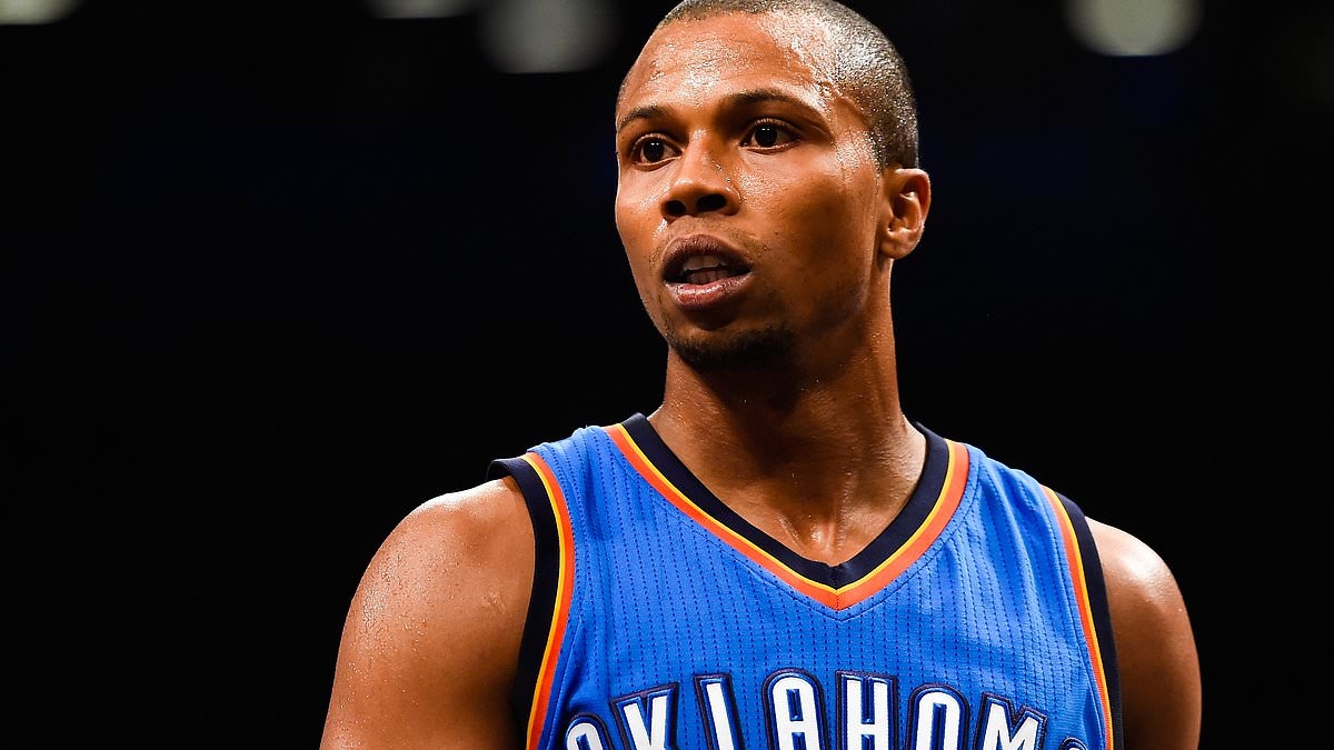 Former NBA player asks Trump for pardon before prison