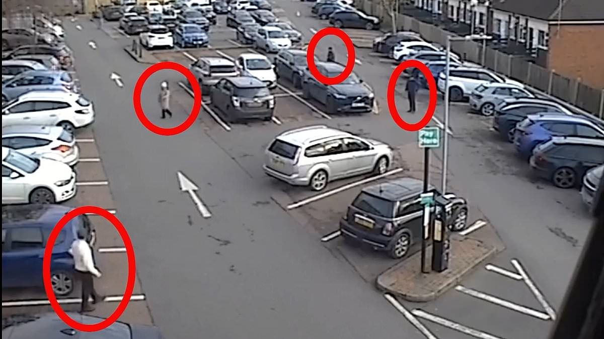 Gang who squirted sauce on victims to distract them as they stole thousands are jailed after months-long theft spree