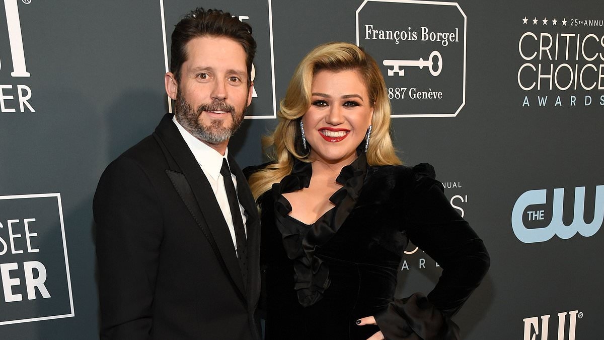 Kelly Clarkson bombshell as Brandon Blackstock obituary reveals he was in a relationship with her 'assistant'