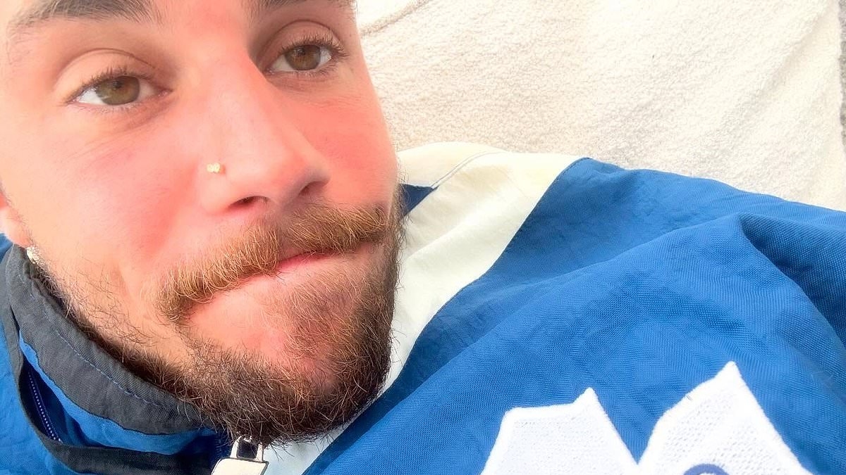 Justin Bieber says he doesn't 'deserve' God's 'forgiveness' in cryptic post as concern for star grows