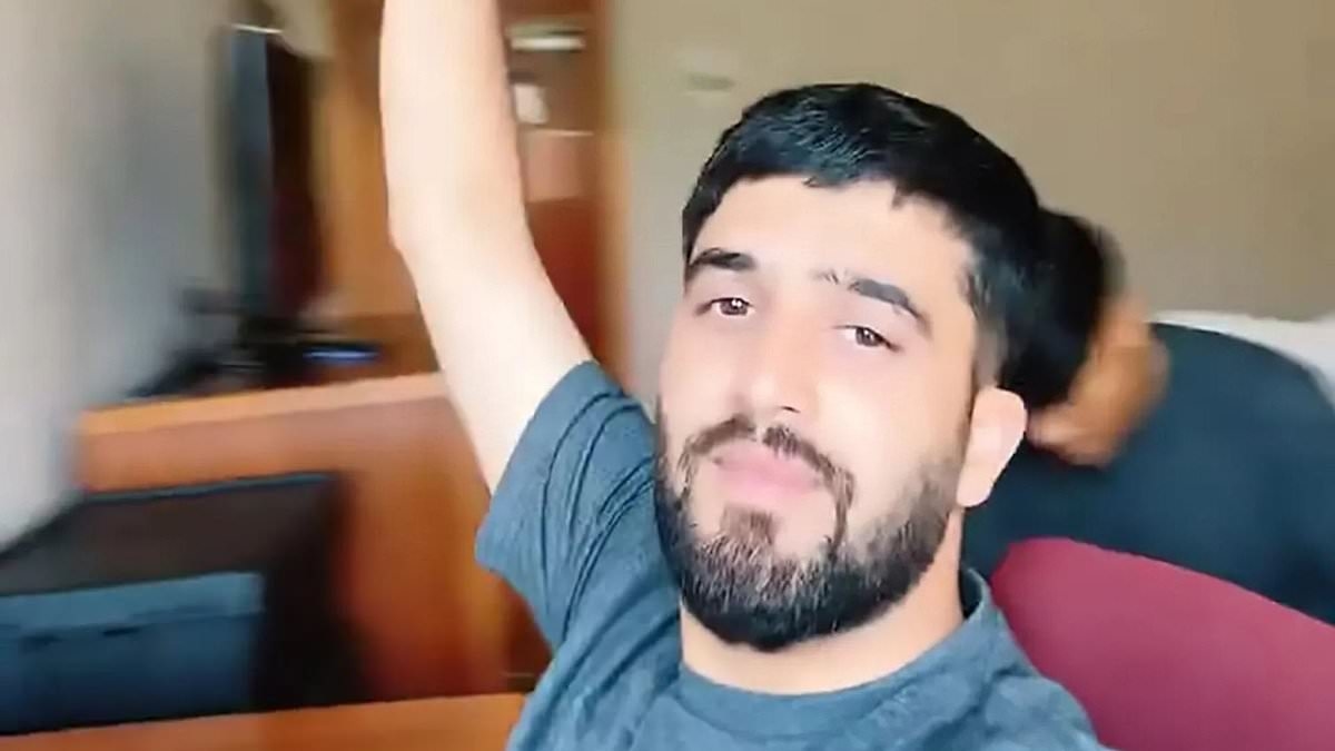 TikTok video shows migrant's 'step-by-step guide' to cross the Channel