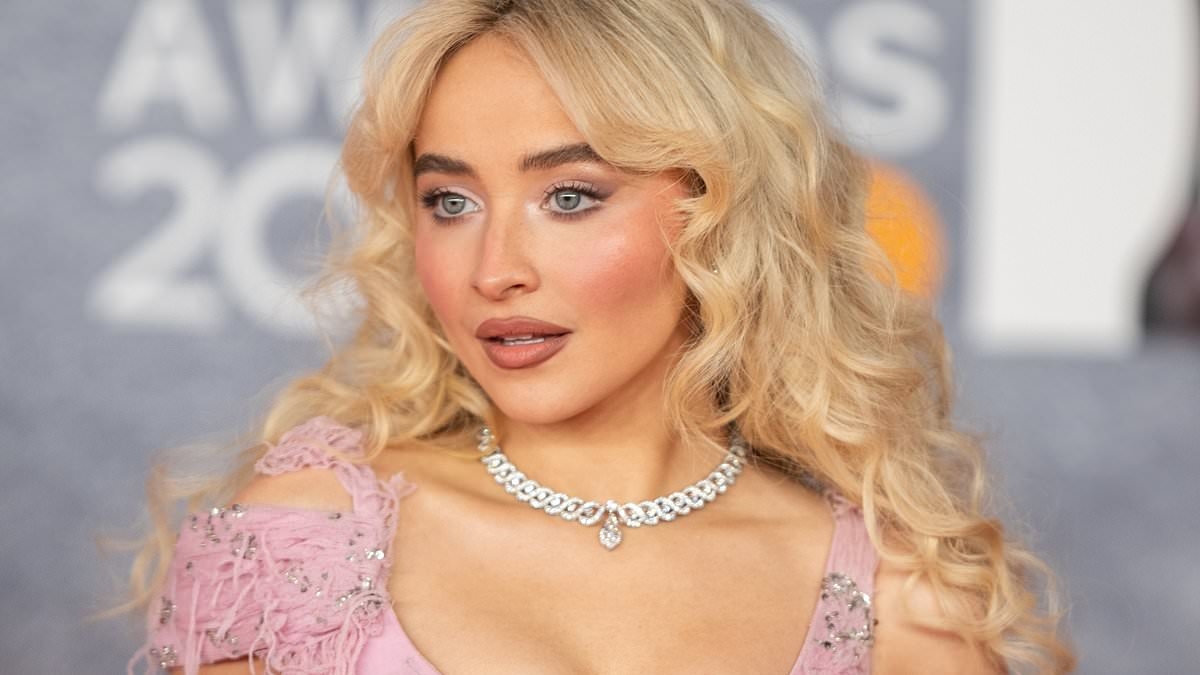 You're applying your blusher wrong! A make-up artist reveals the most flattering blush placement for each face shape