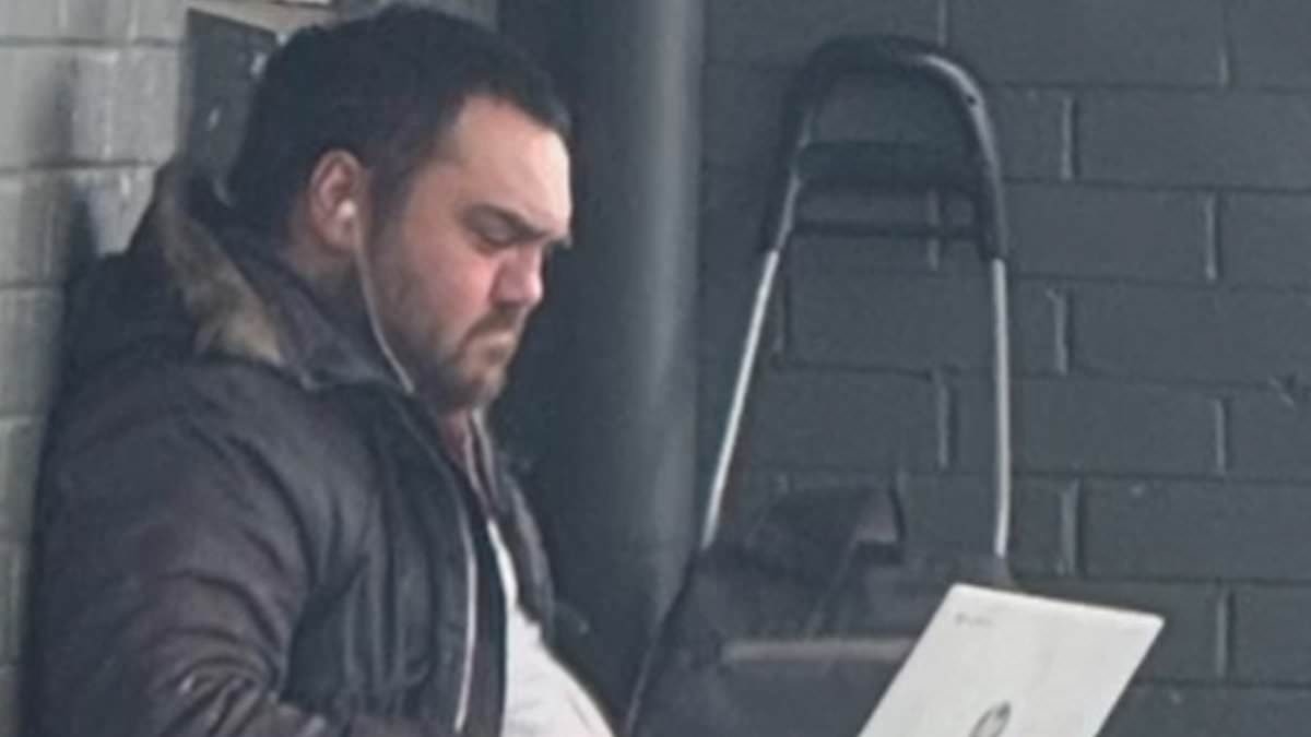 Alleged double murderer's astonishing act just minutes after he's accused of killing a woman and beheading her partner