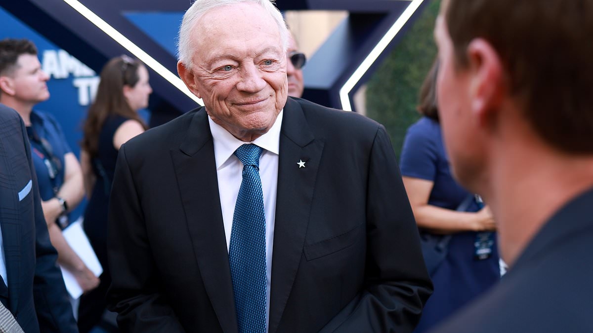 Dallas Cowboys owner Jerry Jones, 82, reveals he beat stage 4 cancer