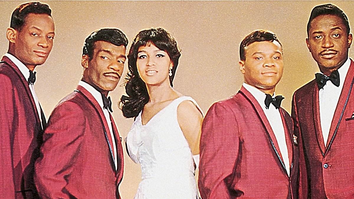 Legendary singer, 80, from popular 60s group vanishes after boarding NYC subway train in Brooklyn