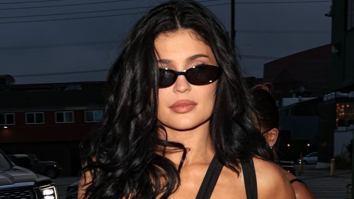 Kylie Jenner bares cleavage in racy look as she indulges in girls' night amid Timothee Chalamet split rumors