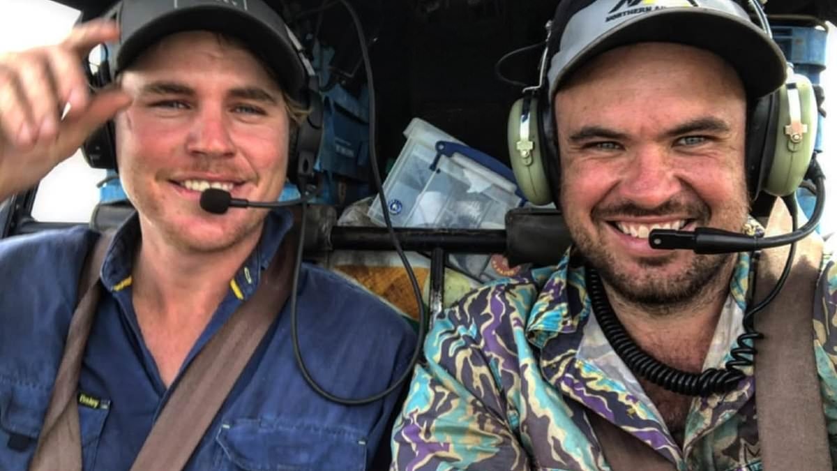 Helicopter pilot injured in Outback Wrangler crash makes drug admission as text messages on his phone are read out to court: 'Want bags'