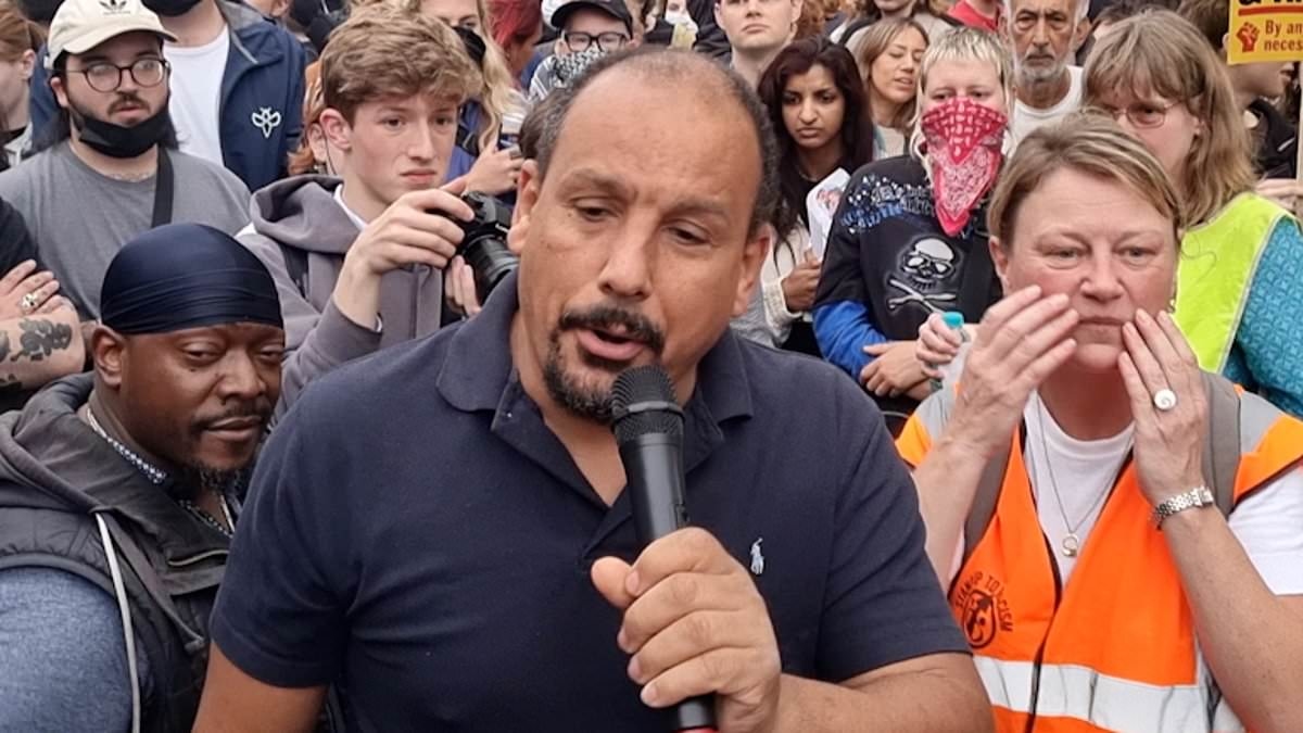 Labour councillor who called for far-right protesters' throats to be cut was acting out of character, friend tells court