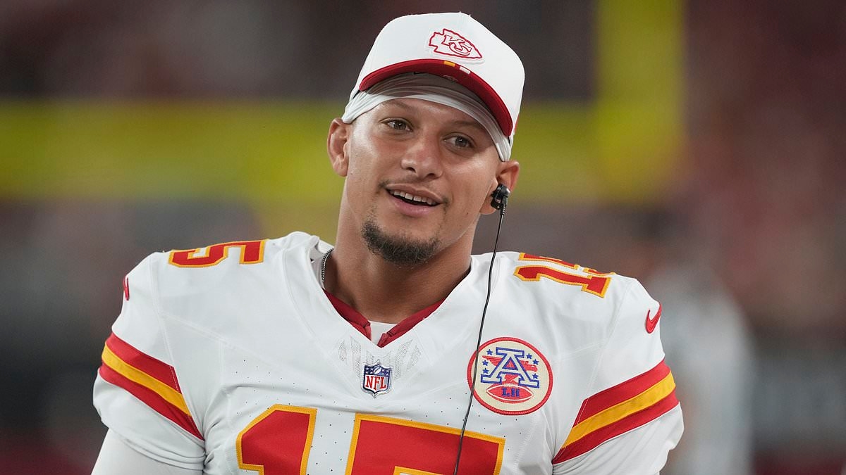 Chiefs fans fear the worst as Taylor Swift's New Heights episode causes YouTube to crash