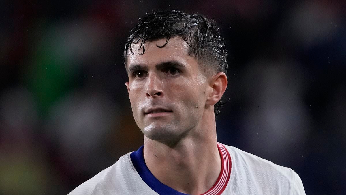 Soccer fans tear into 'soft' USMNT star Christian Pulisic as he defends controversial decision