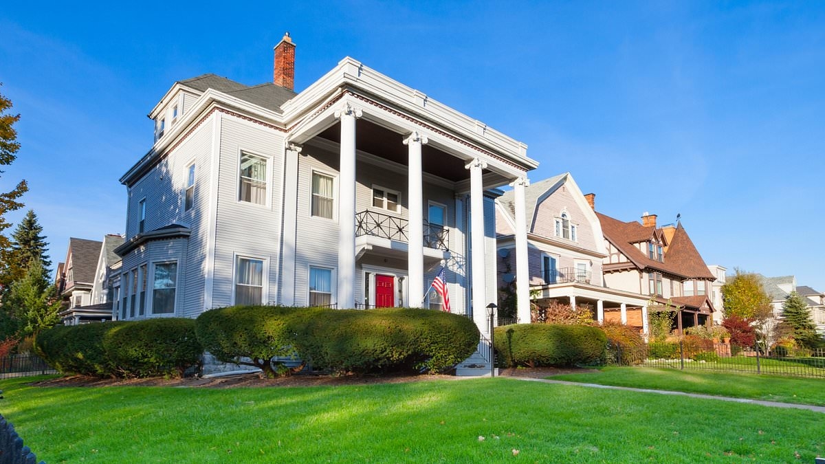 Four cities where Americans can find a cut-price mansion… for less than a regular home elsewhere