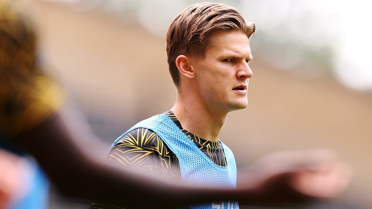 Wolves vs Manchester City - Premier League: Live score, team news and updates as Pep Guardiola's men kick start their new campaign at Molineux