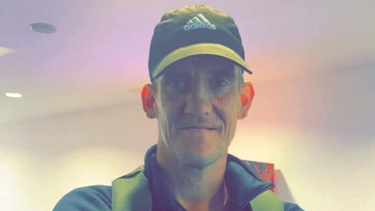 Pictured: Father who was gunned down behind pizza takeaway in 'drive-by shooting' - as police continue manhunt for killer in 'stolen car'